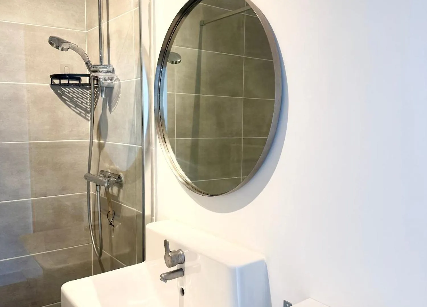 아파트 Appartement Avec Chambre Separee Brest Centre Ville